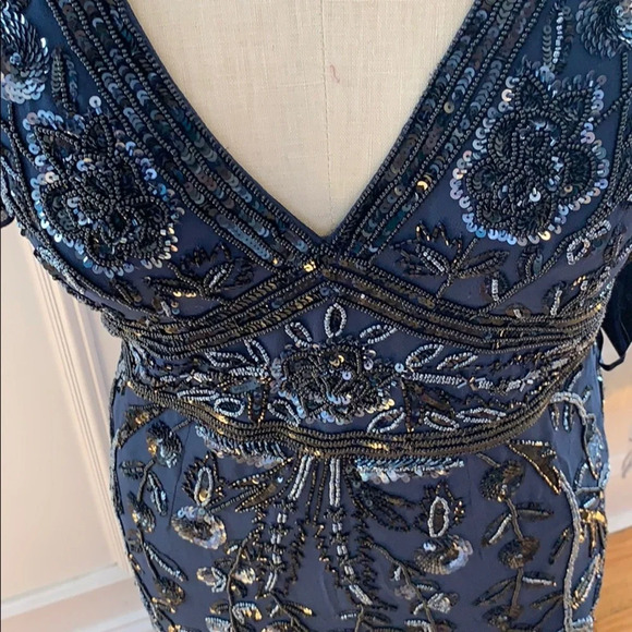 NWT Aidan Mattox long beaded navy blue evening gown Size 2 (MSRP $495) - Picture 4 of 5
